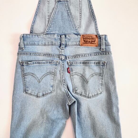 LEVIS BIG GIRLS GIRLFRIEND SEQUIN LIGHT WASH BLUE DISTRESSED OVERALLS SIZE 7 R - Picture 4 of 11